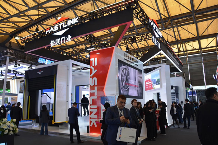 快联门业斩获2025物流知名品牌工业门大奖